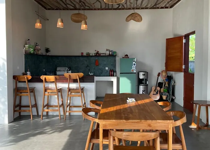 Pangkung Surf House Airsatang
