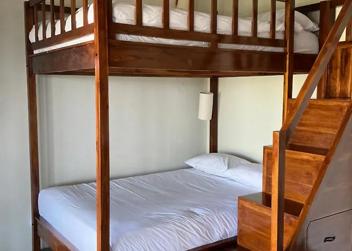招待所 Pangkung Surf House 3*