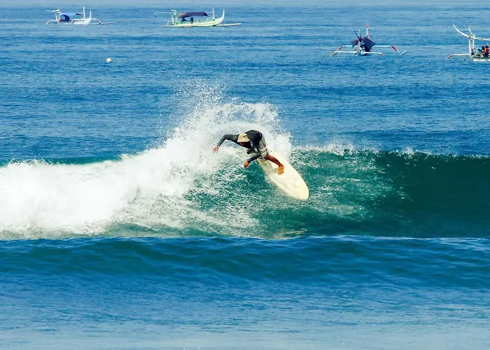 Pangkung Surf House 3*